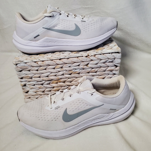 Nike Other - Nike Air Winflo 10 White Wolf Grey Running Shoes DV4022-102 Men's Size 11